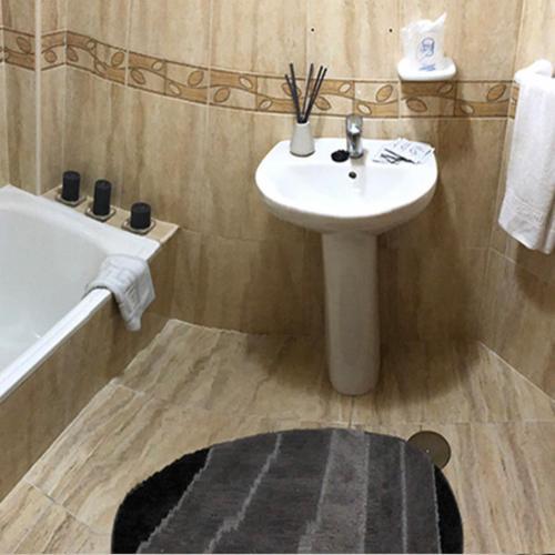 Puerta Del Sol Trm Only Adults Aparts Торемолинос Екстериор снимка