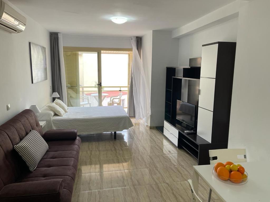 Puerta Del Sol Trm Only Adults Aparts Торемолинос Екстериор снимка